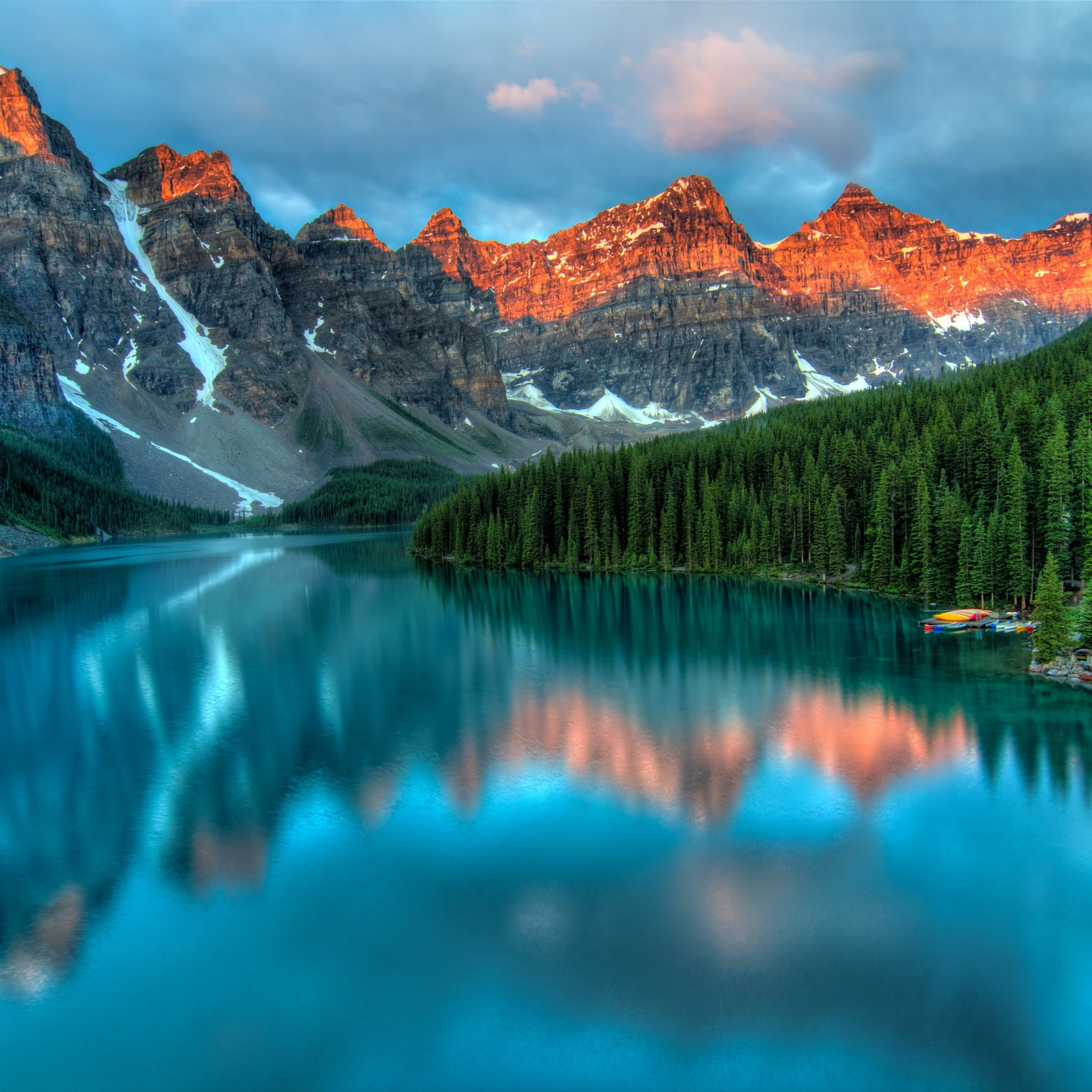 The photo of a lake in Banff